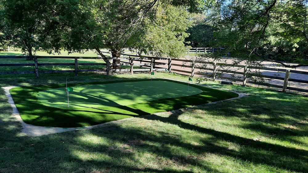 Peaceful setting for putting green practise
