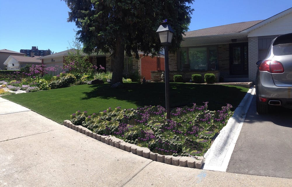 front yard ississauga with flowers