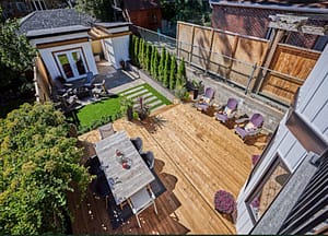 Plantings decking artificial grass